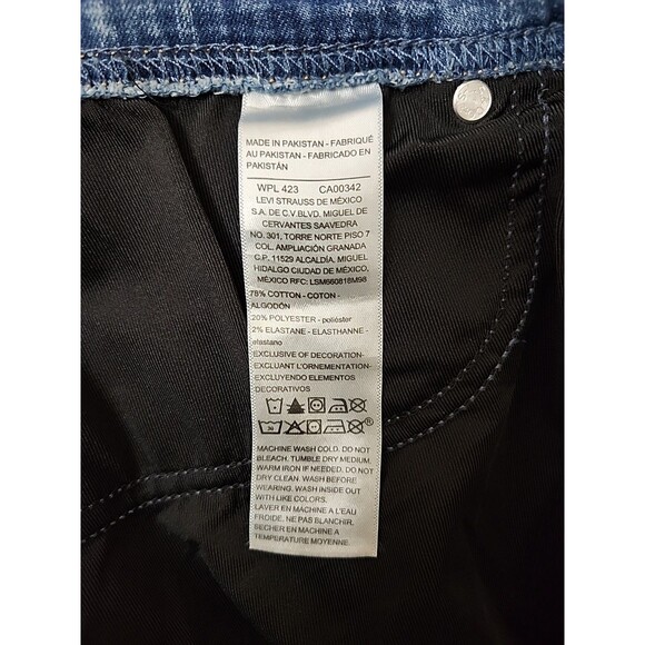 Levi Strauss Totally Shaping Pull-on Bootcut Jeans Womens 18 Blue Stretch NEW - Picture 10 of 12